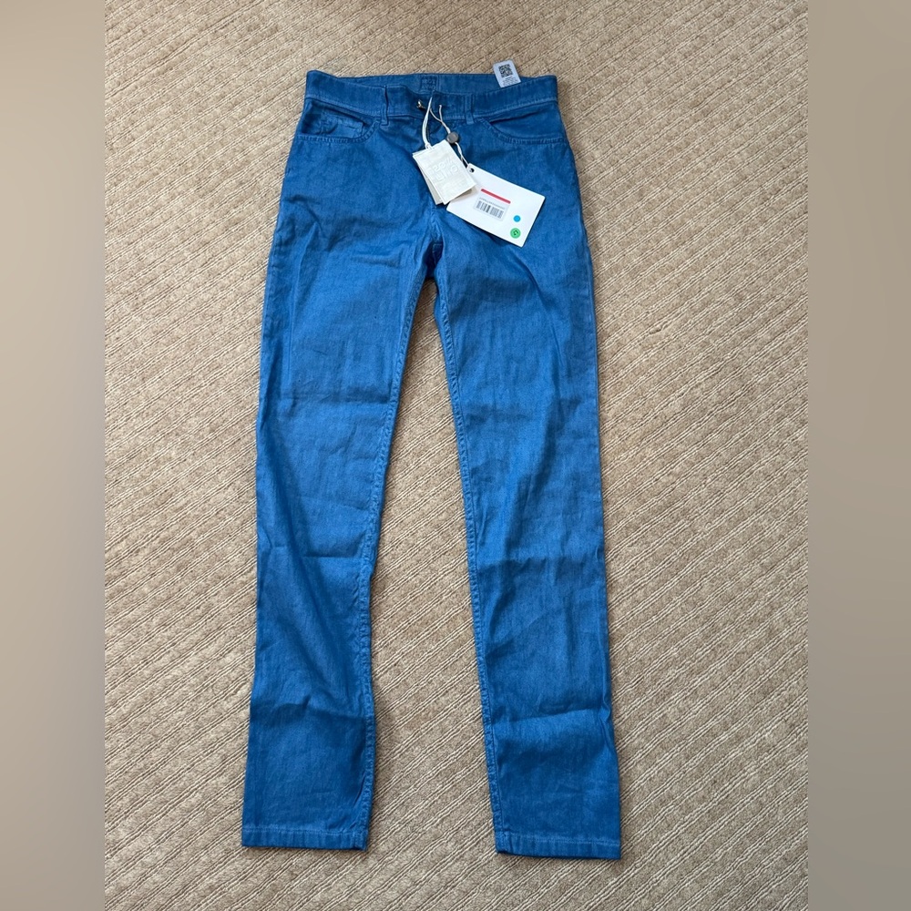 Brand NEW with tags  120% Lino Casual Pants. Color: blue, Size: 40